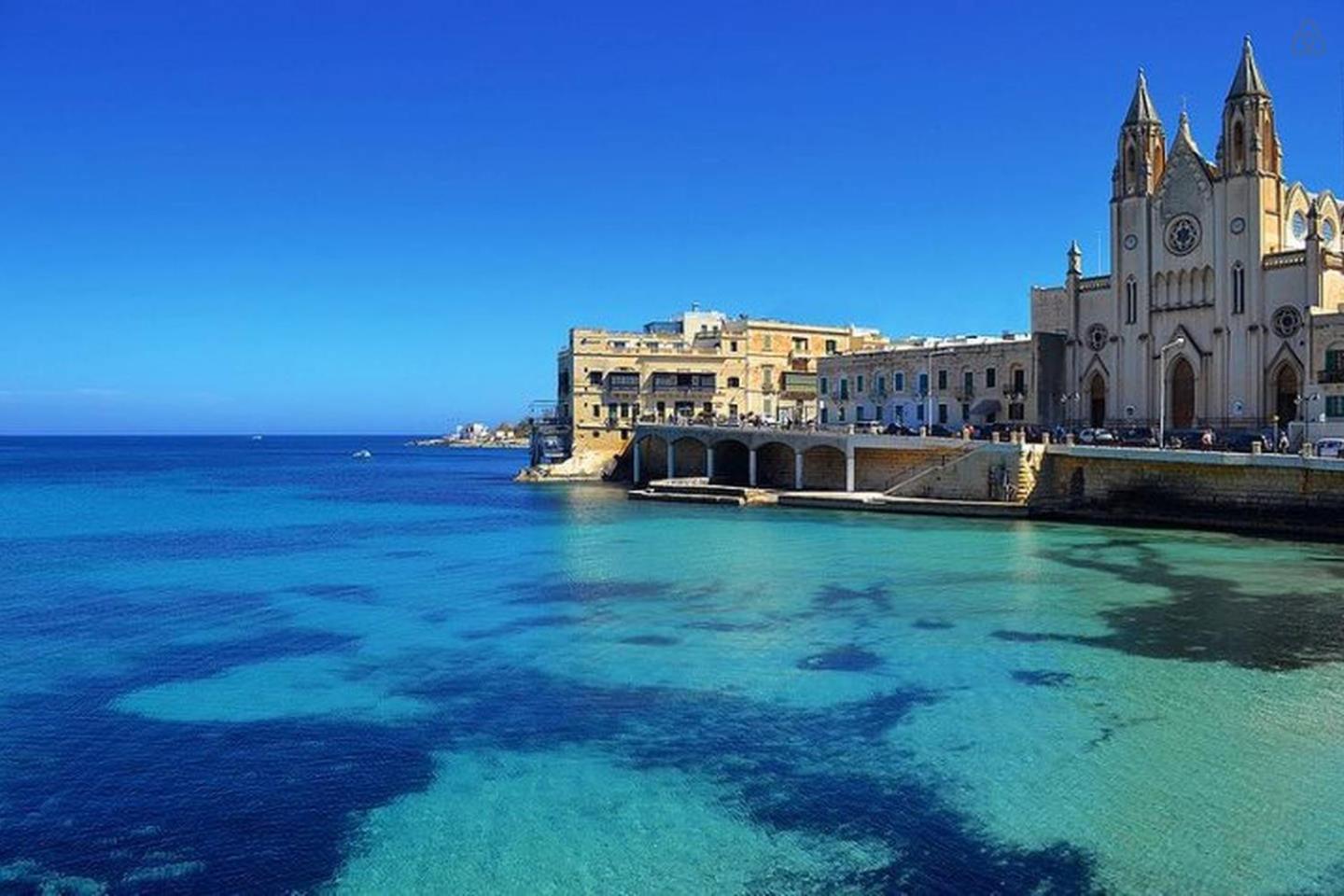 Apartment Premier Seafront Living: Ultra-luxury In *