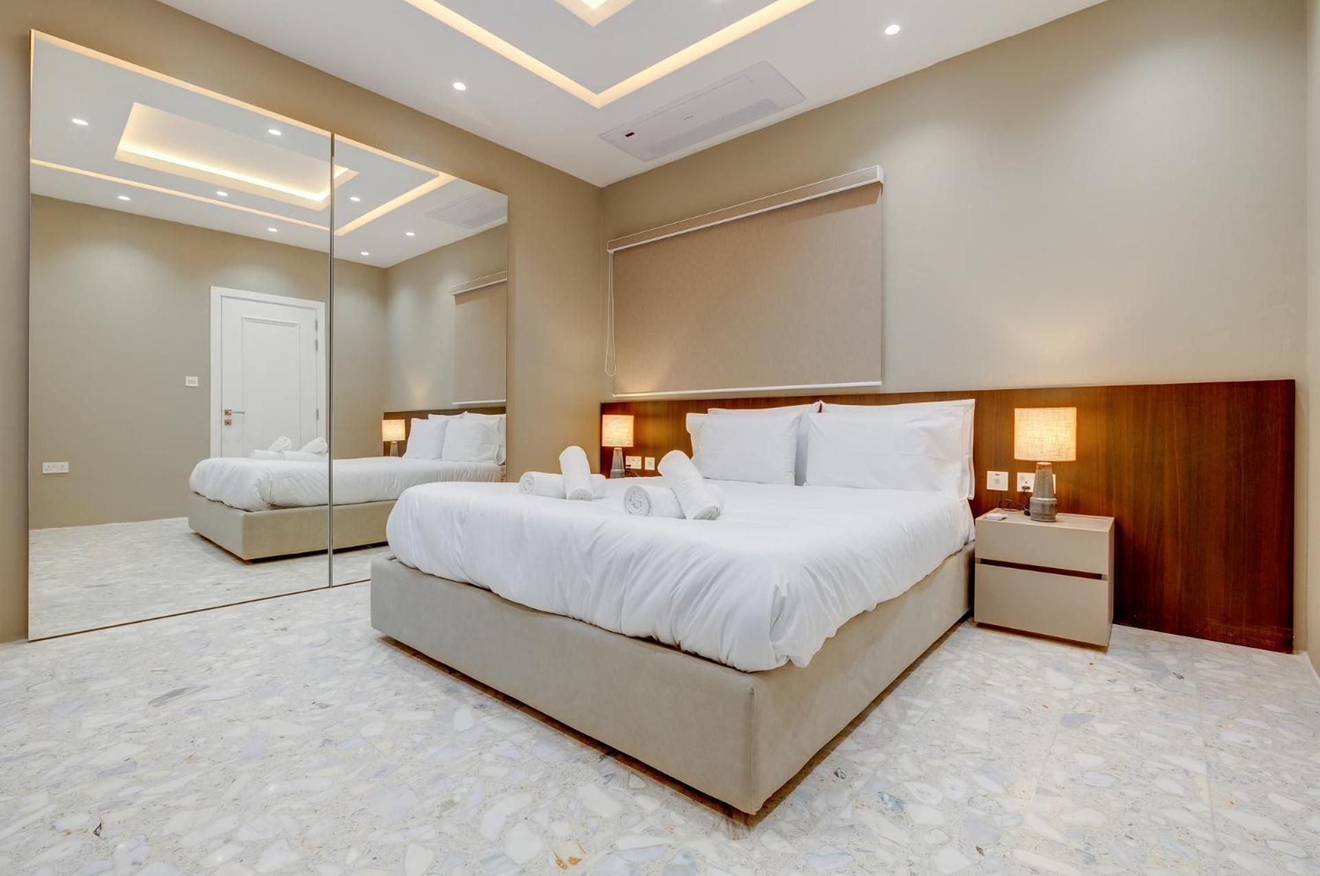 Premier Seafront Living: Ultra-luxury In Apartment Sliema