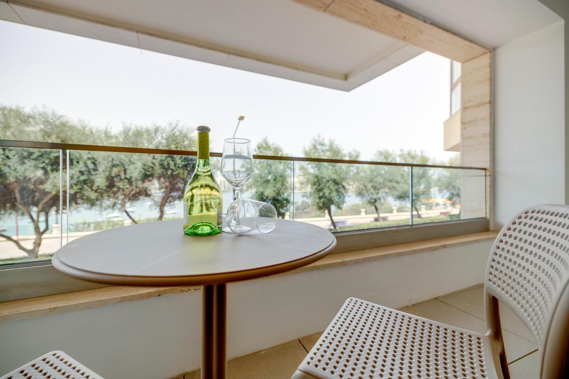 Apartment Premier Seafront Living: Ultra-luxury In *