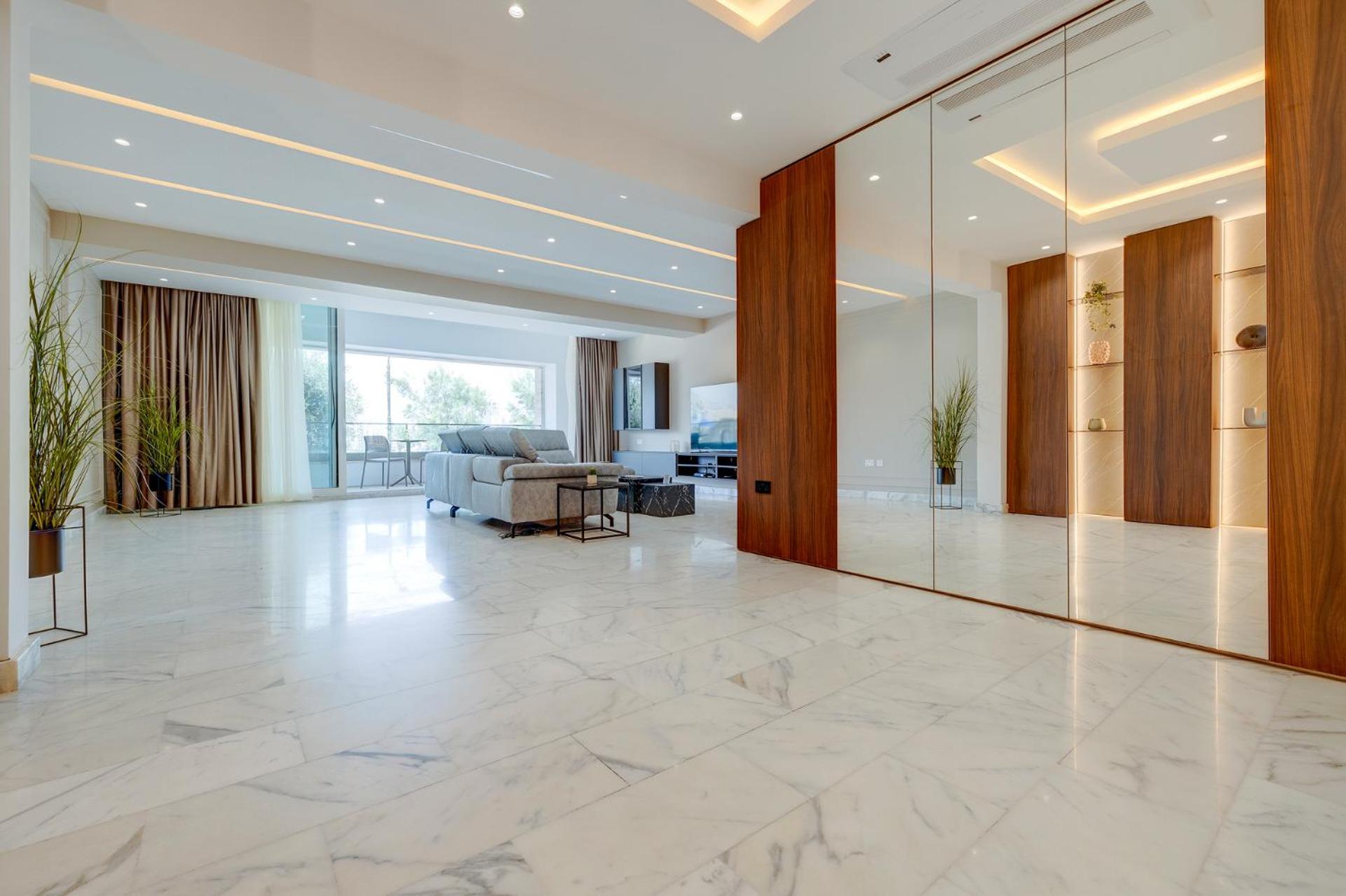 Premier Seafront Living: Ultra-luxury In * Sliema