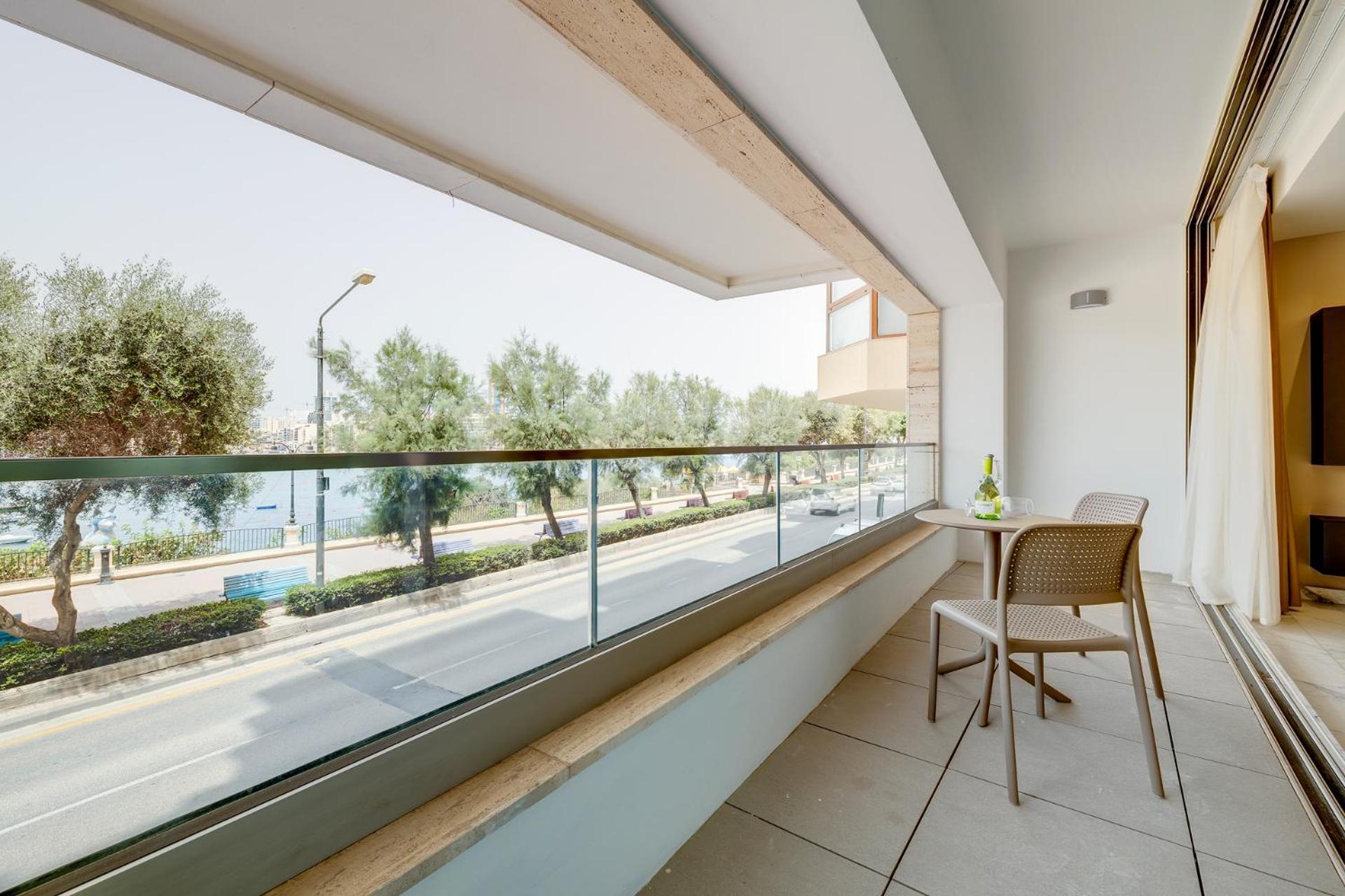 Apartment Premier Seafront Living: Ultra-luxury In Sliema